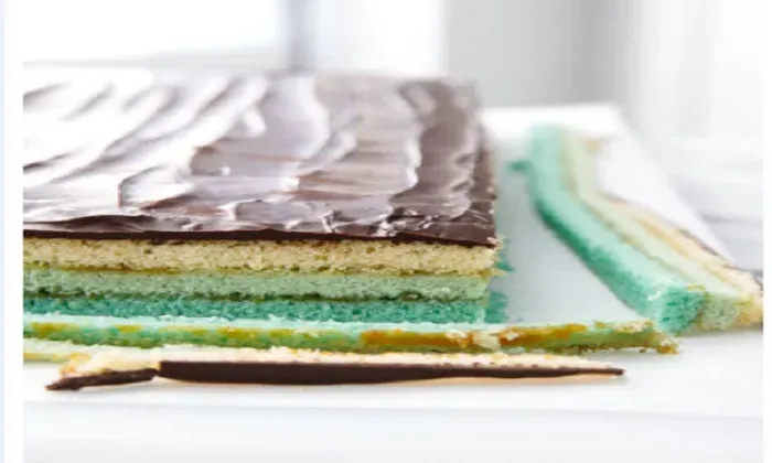 طرز تهیه کیک رنگین کمانی