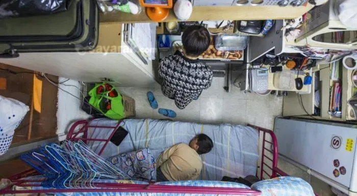 چگونه چینی ها در آپارتمان 2 متر مربع زندگی می کنند